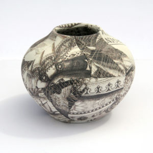 zoehillyard-ceramic-patchwork_elizabeth-vase-for-british-museum-2012_silk-ceramic-thread_12cmx16cm